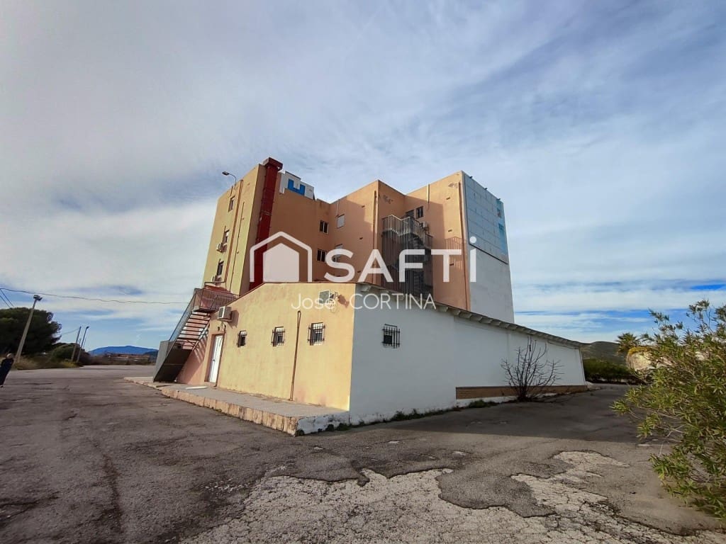 Escritório para venda em Cabanes - 2 200 000 € (Ref: 9615518)