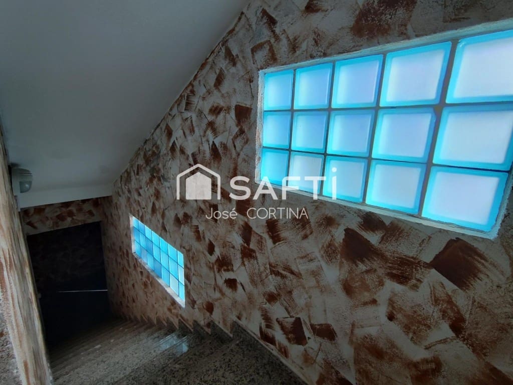 Escritório para venda em Cabanes - 2 200 000 € (Ref: 9615518)