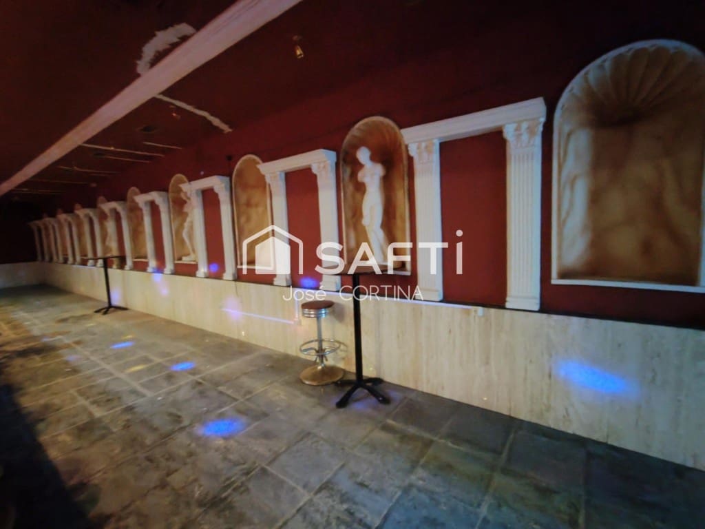 Escritório para venda em Cabanes - 2 200 000 € (Ref: 9615518)