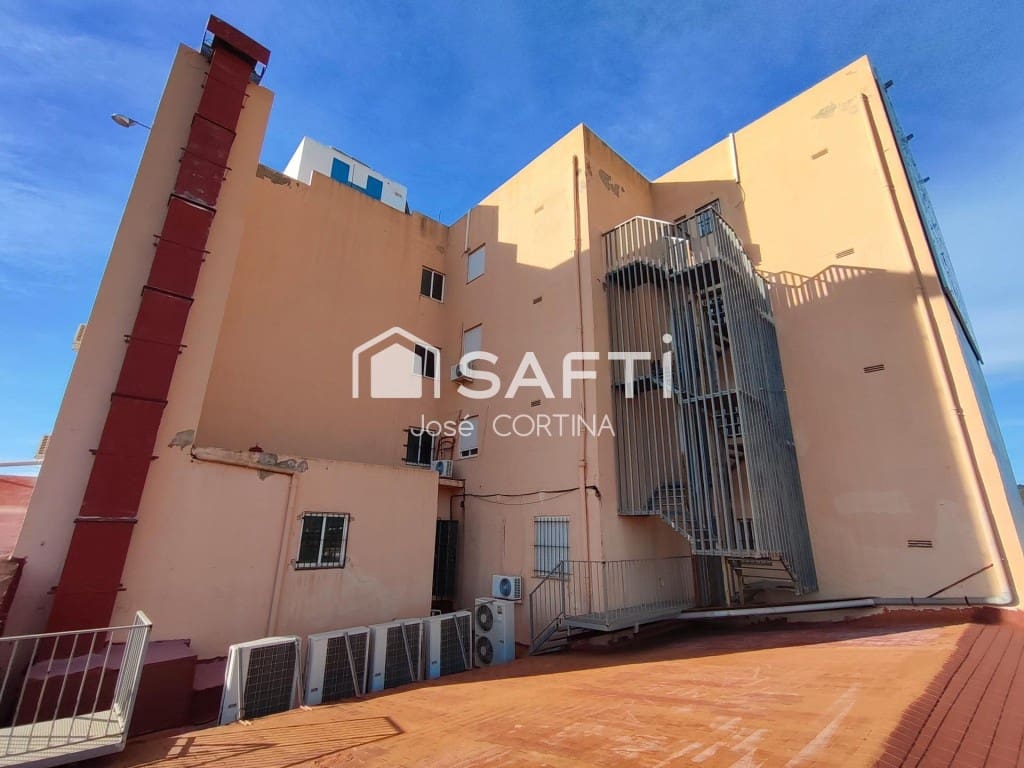 Escritório para venda em Cabanes - 2 200 000 € (Ref: 9615518)