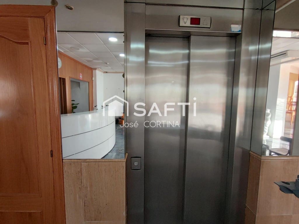 Escritório para venda em Cabanes - 2 200 000 € (Ref: 9615518)