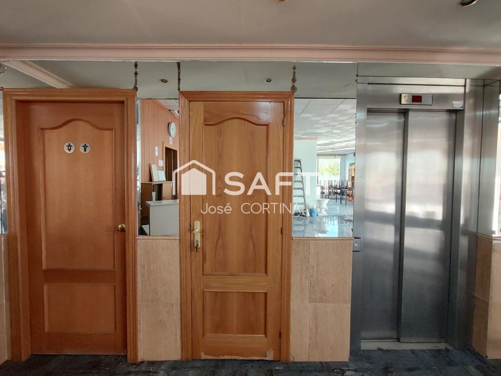 Escritório para venda em Cabanes - 2 200 000 € (Ref: 9615518)