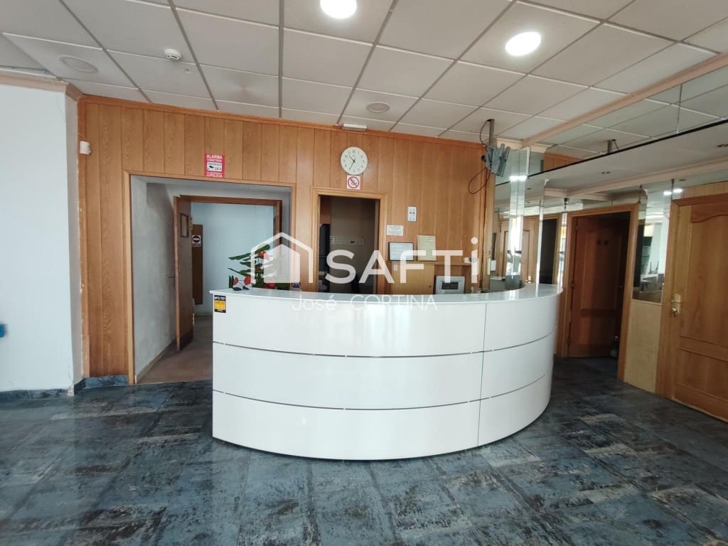 Escritório para venda em Cabanes - 2 200 000 € (Ref: 9615518)