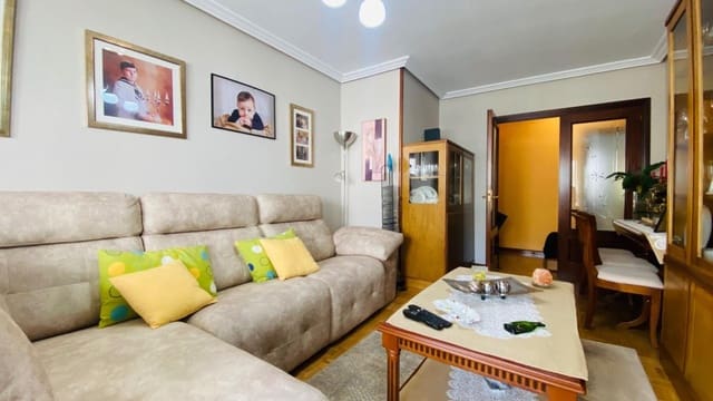 Apartamento de 4 habitaciones en Centro Urbano, Oviedo en venta con garaje - 362.700 € (Ref: 9615519)