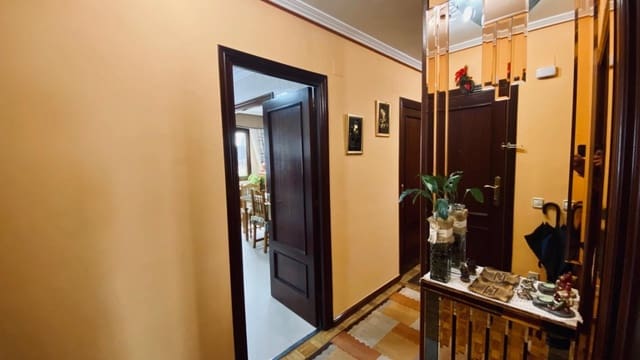 Apartamento de 4 habitaciones en Centro Urbano, Oviedo en venta con garaje - 362.700 € (Ref: 9615519)