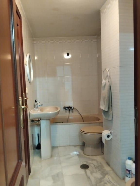 Apartamento de 3 habitaciones en Almuñécar en venta - 295.000 € (Ref: 9615527)