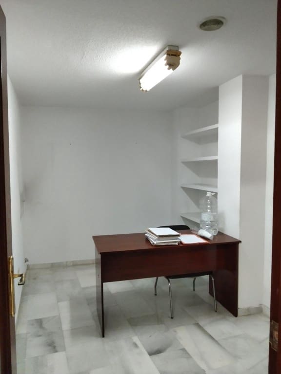 Apartamento de 3 habitaciones en Almuñécar en venta - 295.000 € (Ref: 9615527)