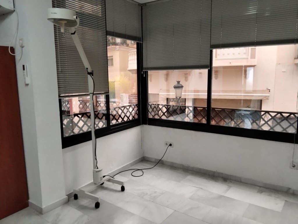 Apartamento de 3 habitaciones en Almuñécar en venta - 295.000 € (Ref: 9615527)