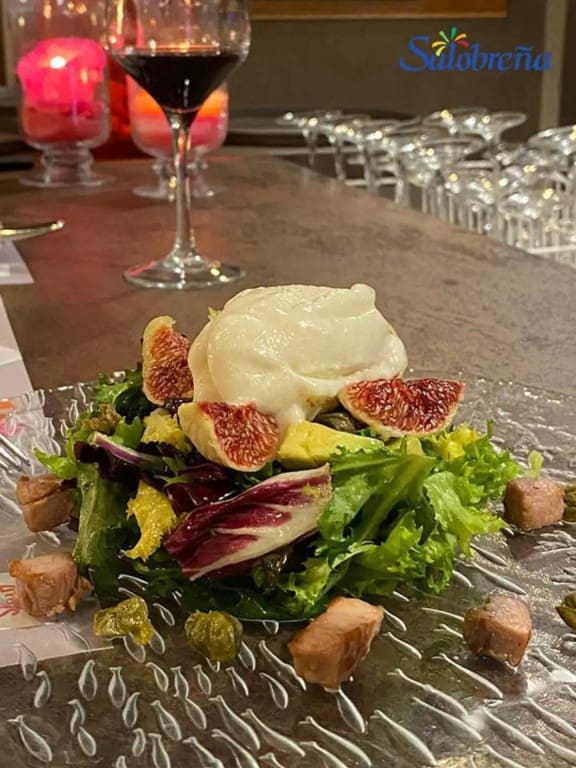 Apartamento de 3 habitaciones en Almuñécar en venta - 295.000 € (Ref: 9615527)