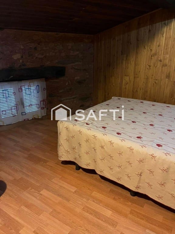 6 bedroom Villa for sale in Pinofranqueado - € 84,900 (Ref: 9615529)