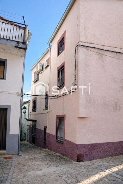 Chalet de 6 habitaciones en Pinofranqueado en venta - 84.900 € (Ref: 9615529)