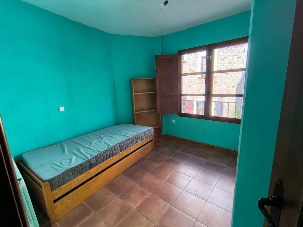 3 sovrum Radhus till salu i Olmeda de las Fuentes med garage - 340 000 € (Ref: 9619282)