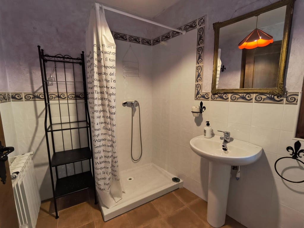 3 sovrum Radhus till salu i Olmeda de las Fuentes med garage - 340 000 € (Ref: 9619282)