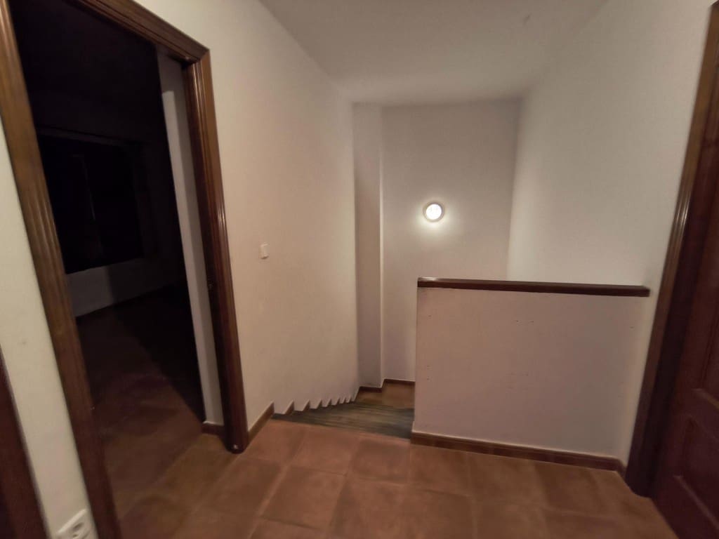 3 sovrum Radhus till salu i Olmeda de las Fuentes med garage - 340 000 € (Ref: 9619282)