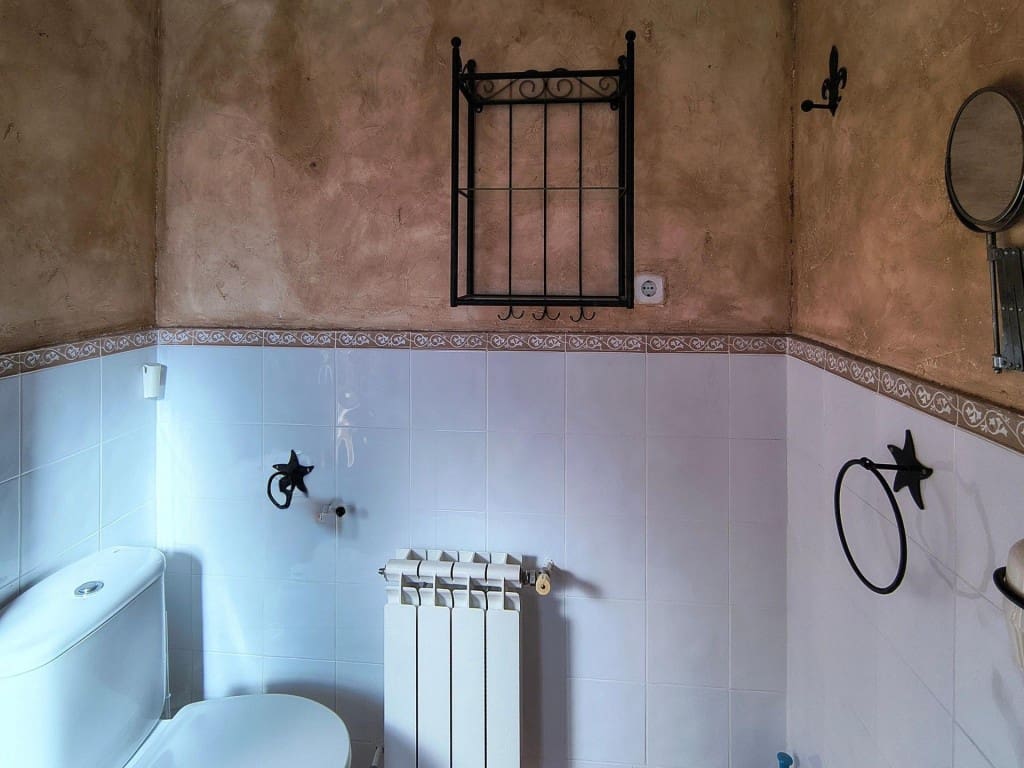 3 sovrum Radhus till salu i Olmeda de las Fuentes med garage - 340 000 € (Ref: 9619282)