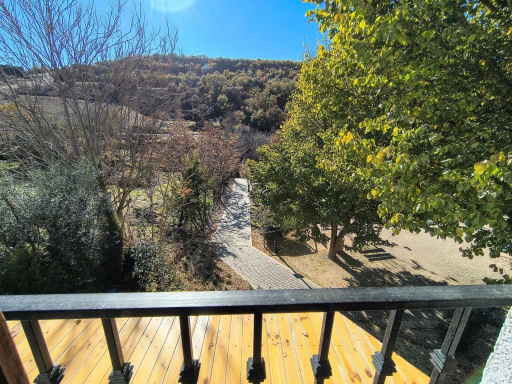 3 sovrum Radhus till salu i Olmeda de las Fuentes med garage - 340 000 € (Ref: 9619282)