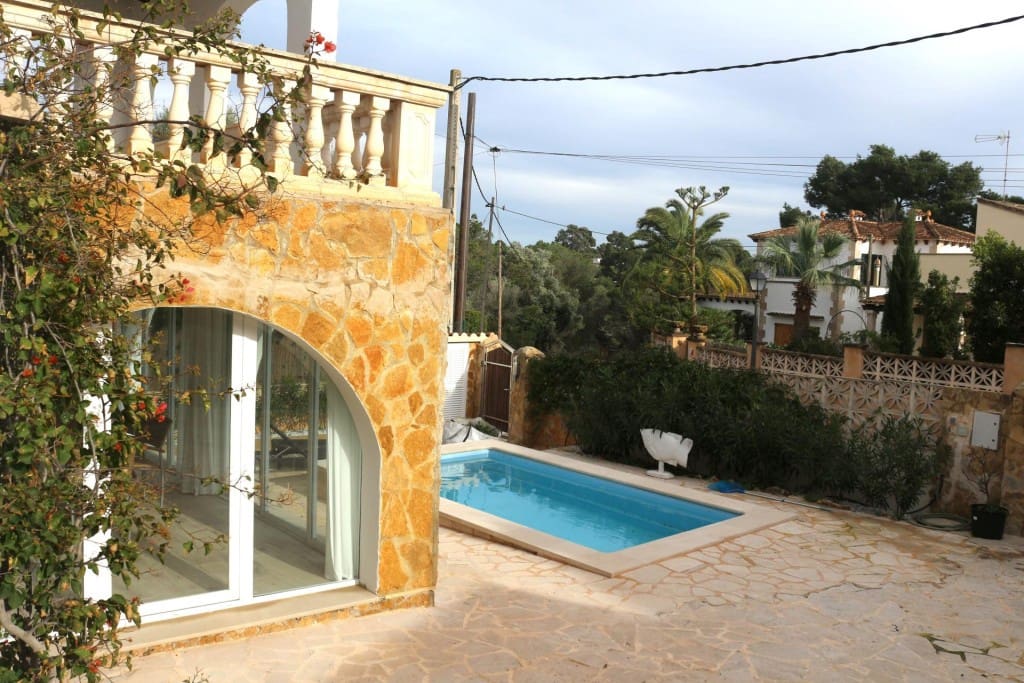 4 sypialnia Willa na sprzedaż w Cala Santanyi z basenem - 1 490 000 € (Ref: 9619283)