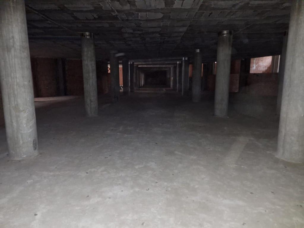 Commercial for sale in Yecla - € 260,000 (Ref: 9619284)