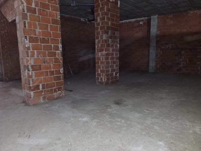 Commercial for rent in Yecla - € 1,325 (Ref: 9619286)