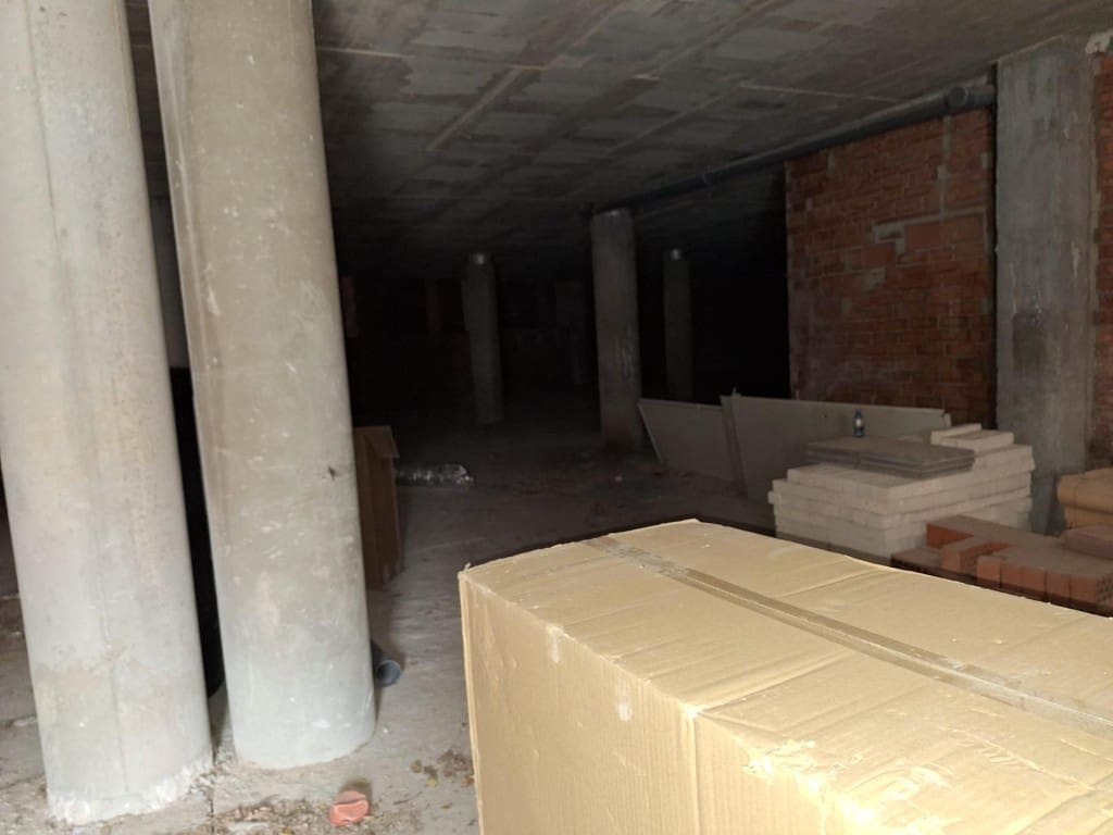 Commercial for rent in Yecla - € 2,600 (Ref: 9619287)