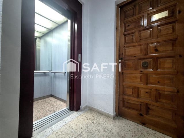 5 soveværelse Lejlighed til salg i Montijo - € 85.000 (Ref: 9619288)