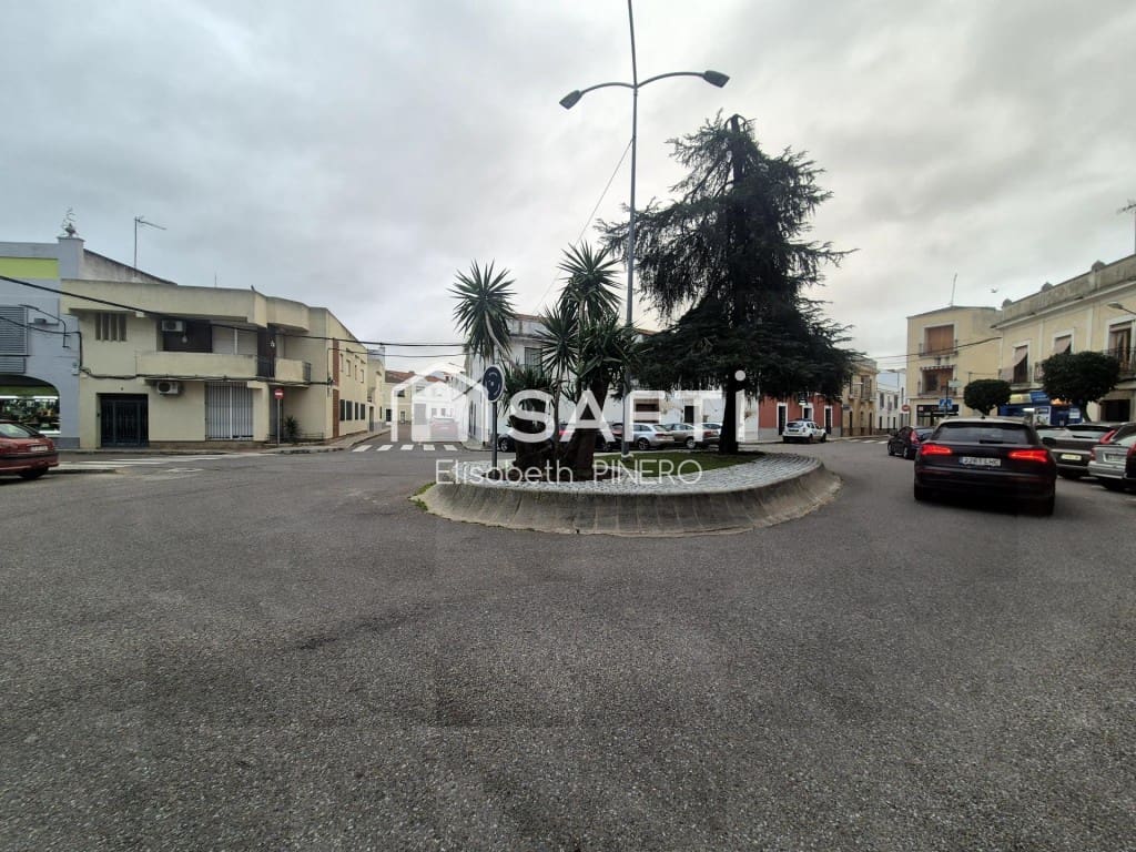 5 soveværelse Lejlighed til salg i Montijo - € 85.000 (Ref: 9619288)