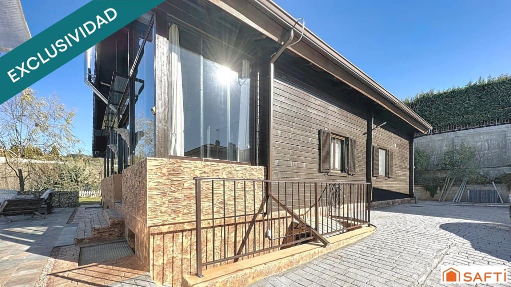 5 sovrum Villa till salu i El Casar med pool - 567 000 € (Ref: 9619292)