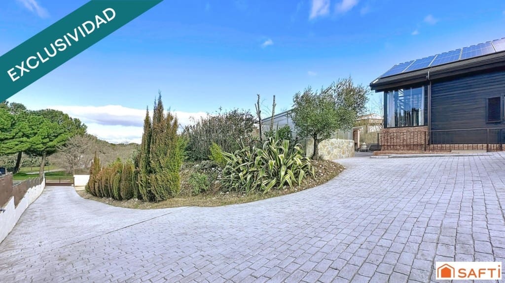 5 sovrum Villa till salu i El Casar med pool - 567 000 € (Ref: 9619292)