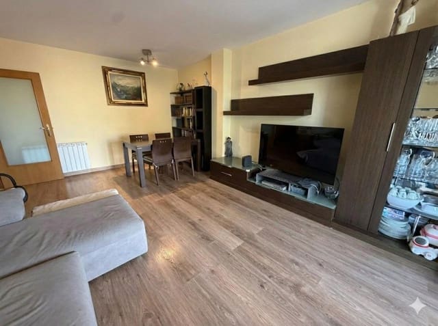 3 makuuhuone Huoneisto myytävänä paikassa Sitges mukana uima-altaan - 499 000 € (Ref: 9619296)