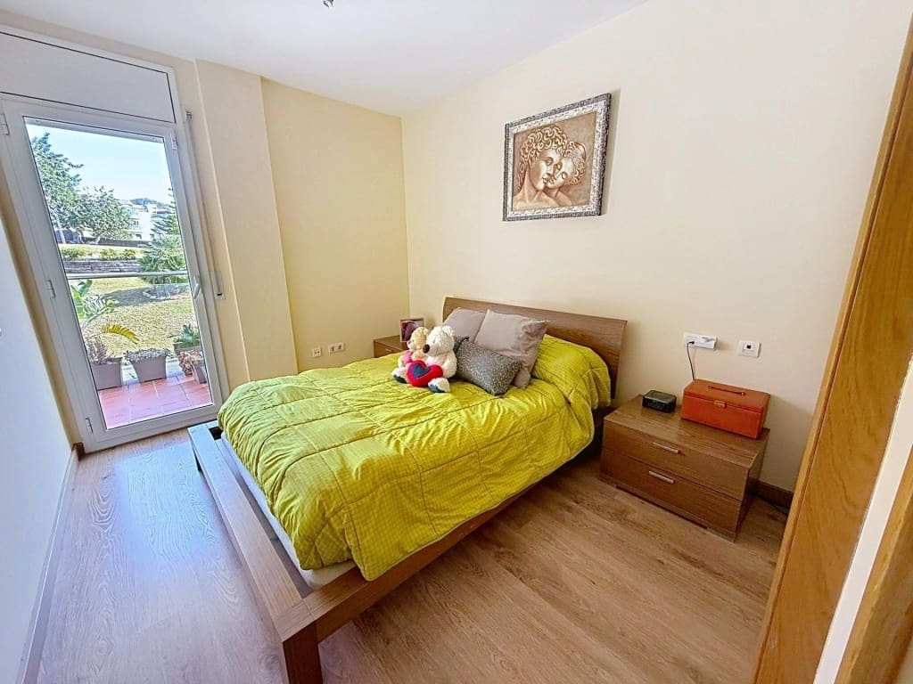 3 makuuhuone Huoneisto myytävänä paikassa Sitges mukana uima-altaan - 499 000 € (Ref: 9619296)