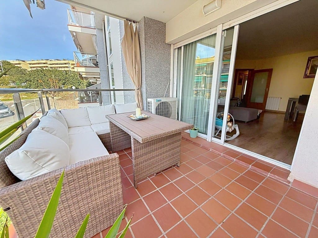 3 makuuhuone Huoneisto myytävänä paikassa Sitges mukana uima-altaan - 499 000 € (Ref: 9619296)