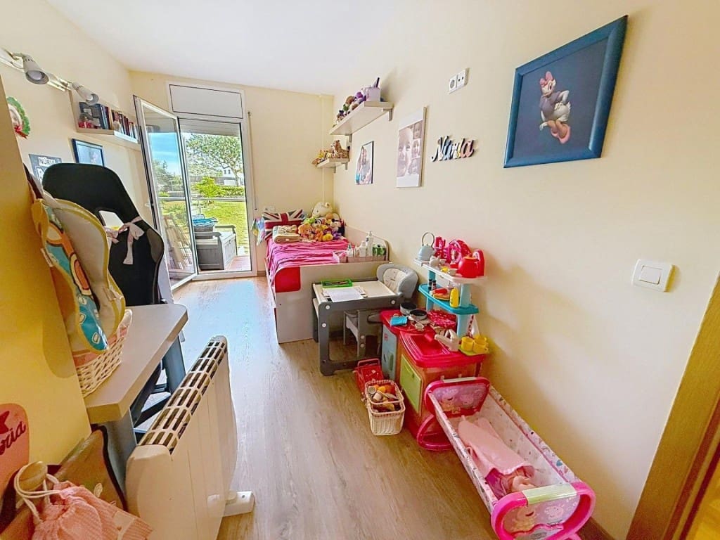 3 makuuhuone Huoneisto myytävänä paikassa Sitges mukana uima-altaan - 499 000 € (Ref: 9619296)