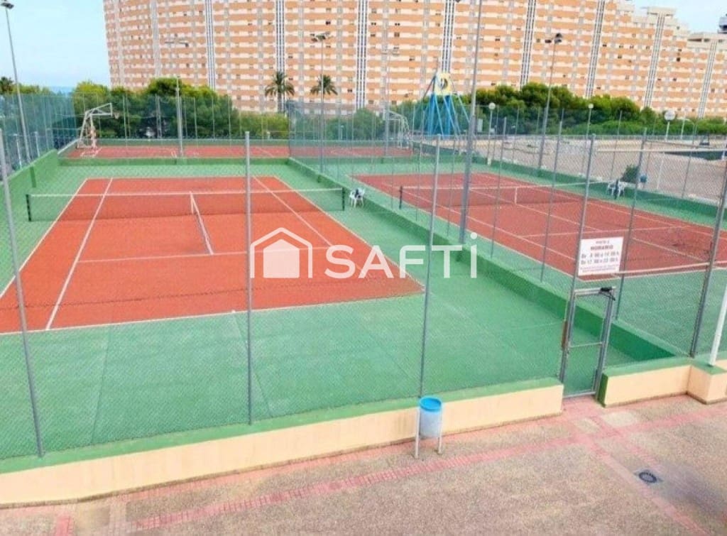 Apartamento de 2 habitaciones en Cullera en venta con piscina - 290.000 € (Ref: 9619297)