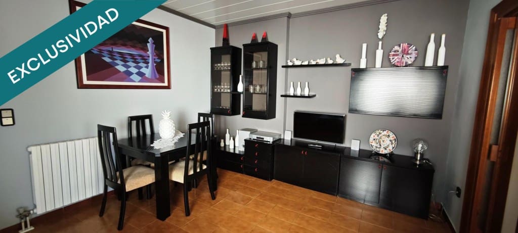 4 sovrum Radhus till salu i Riba-roja d'Ebre med pool garage - 280 000 € (Ref: 9619299)