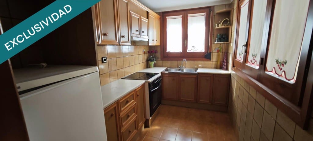 4 sovrum Radhus till salu i Riba-roja d'Ebre med pool garage - 280 000 € (Ref: 9619299)