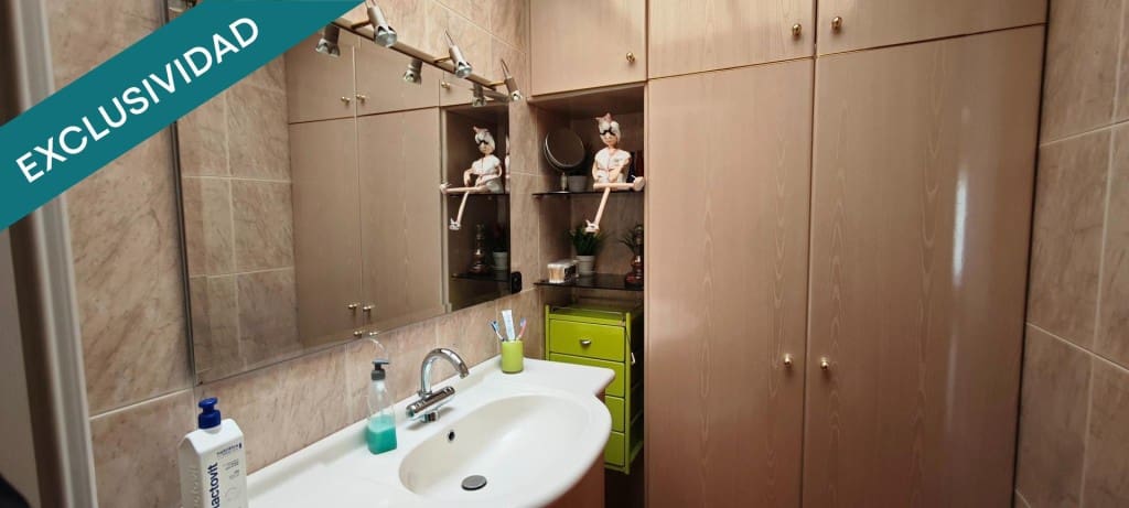 4 sovrum Radhus till salu i Riba-roja d'Ebre med pool garage - 280 000 € (Ref: 9619299)