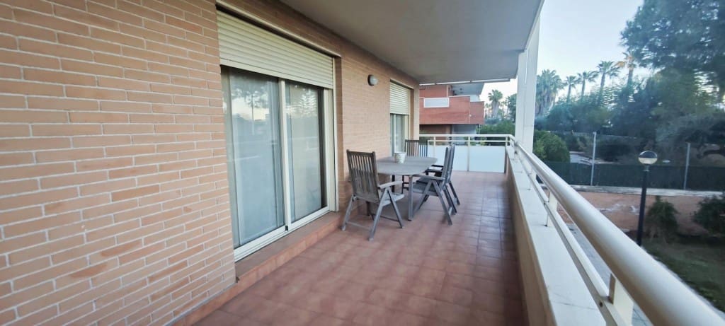 Apartamento de 4 habitaciones en Salou en venta - 348.000 € (Ref: 9619300)