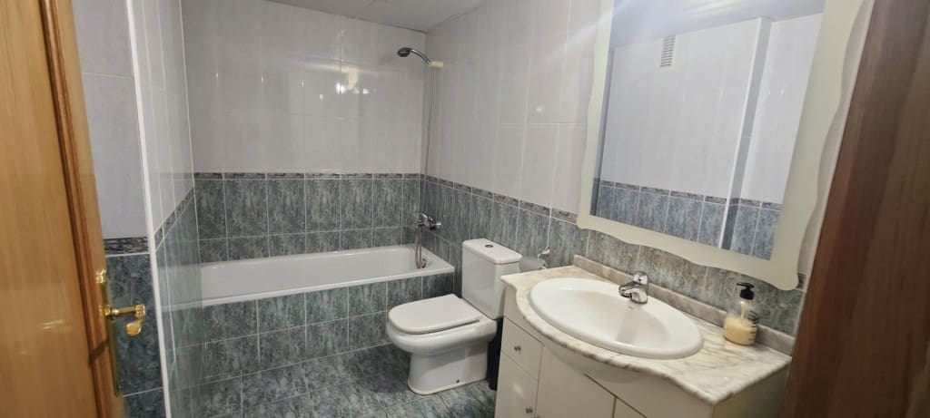 Apartamento de 4 habitaciones en Salou en venta - 348.000 € (Ref: 9619300)