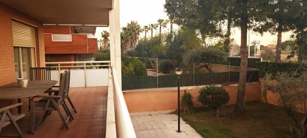 4 bedroom Apartment for sale in Salou with pool garage - € 348,000 (Ref: 9619300)