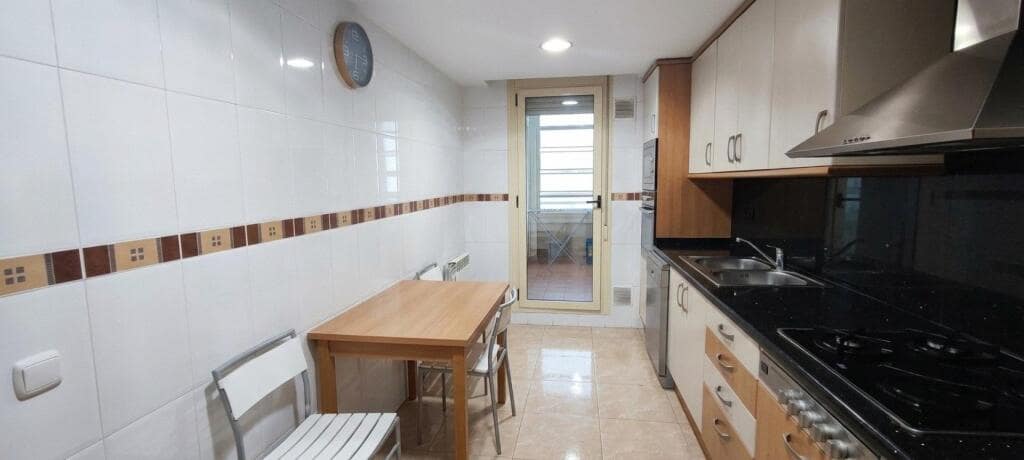 4 slaapkamer Appartement te koop in Salou met zwembad garage - € 348.000 (Ref: 9619300)