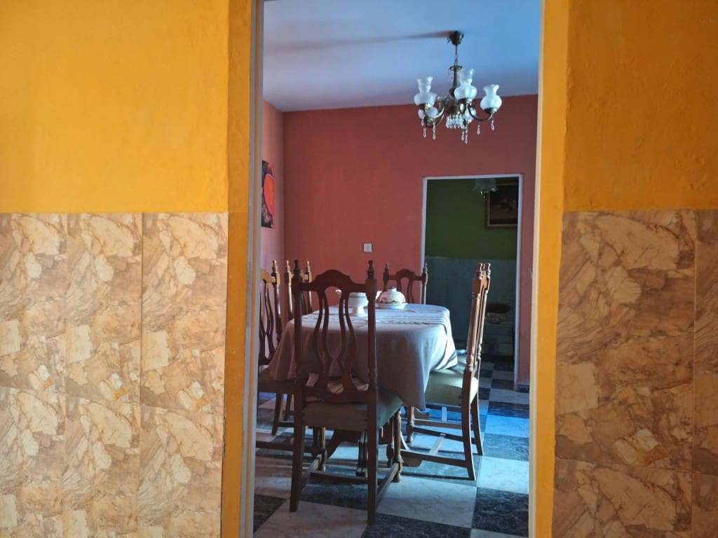 8 bedroom Finca/Country House for sale in Sorbas - € 70,000 (Ref: 9619301)