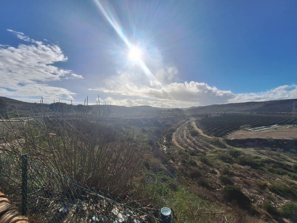 8 bedroom Finca/Country House for sale in Sorbas - € 70,000 (Ref: 9619301)