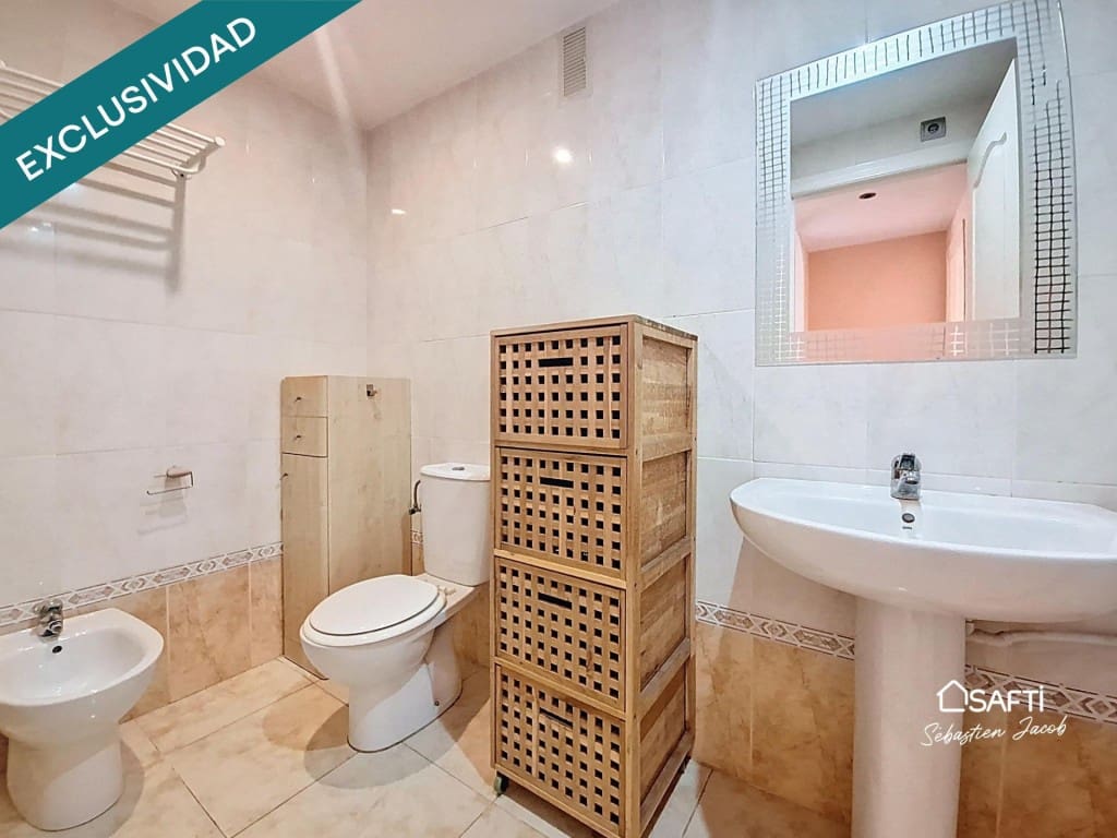 2 soverom Leilighet til salgs i Denia med svømmebasseng garasje - € 279 000 (Ref: 9619302)