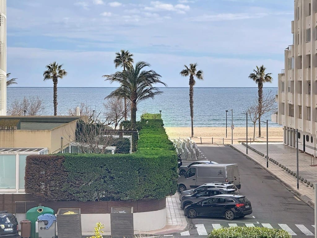 2 soveværelse Lejlighed til salg i Roses - € 230.000 (Ref: 9619303)