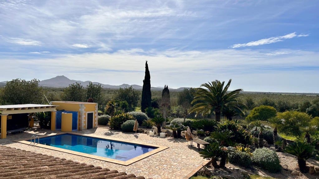 5 bedroom Finca/Country House for sale in Manacor with pool - € 2,300,000 (Ref: 9619305)