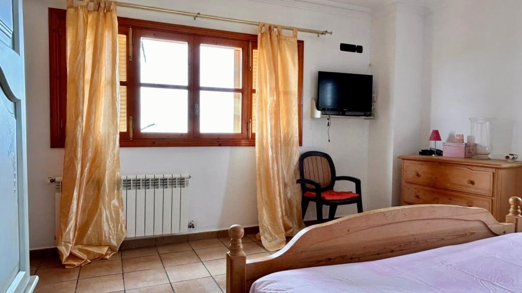 5 bedroom Finca/Country House for sale in Manacor with pool - € 2,300,000 (Ref: 9619305)