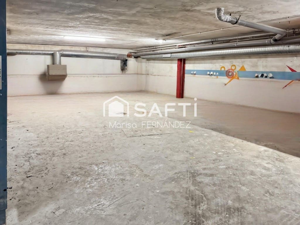 Garage til salg i Benidorm - € 85.000 (Ref: 9619308)