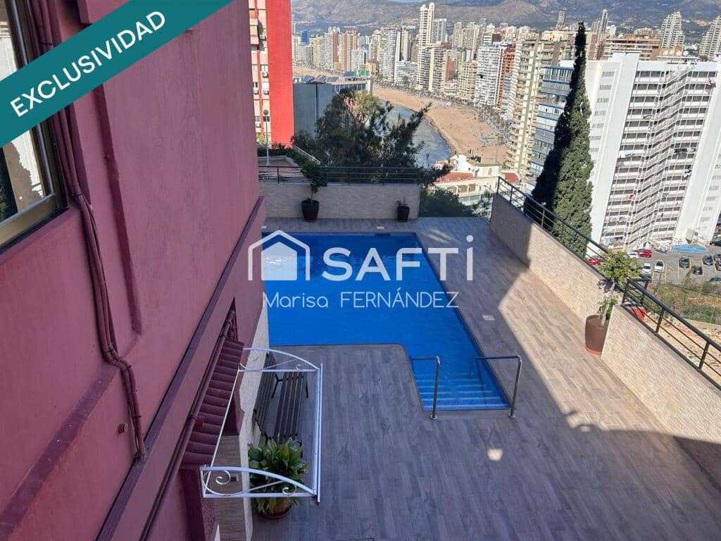 Apartamento de 1 habitación en Benidorm en venta con piscina - 135.000 € (Ref: 9619310)