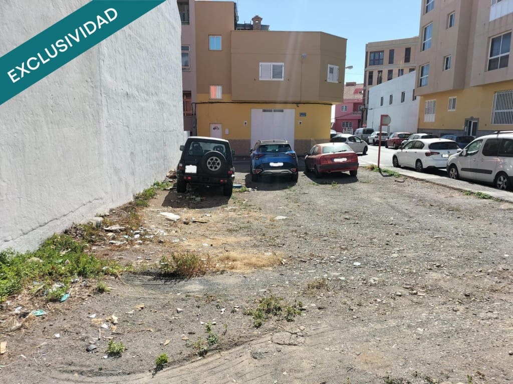 Building Plot for sale in Santa Lucia de Tirajana - € 106,000 (Ref: 9619311)