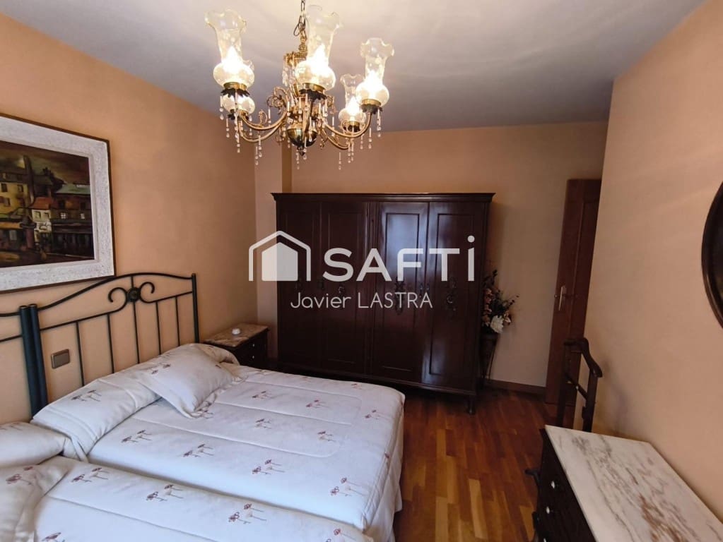 3 soveværelse Lejlighed til salg i Leon by med garage - € 320.000 (Ref: 9625694)